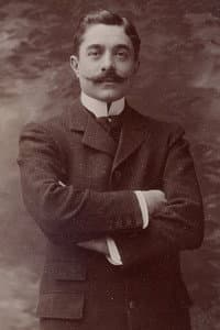 Louis Gauthier in L'Homme à l'Hispano