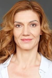 Elena Purea in The Father Who Moves Mountains
