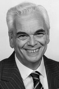 Róbert Rátonyi in Kék Duna keringö