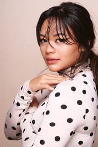 Amel Carla in People Pleaser