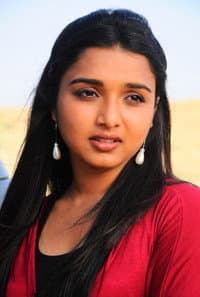 Deepthi Nambiar in துப்பாக்கி