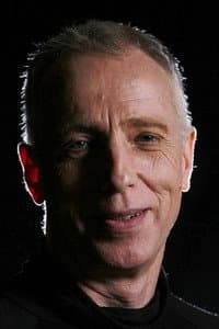 Paul Holmes in Return of the Kickfighter