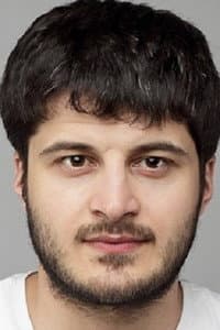Armen Arushanyan in Как я встретил её маму