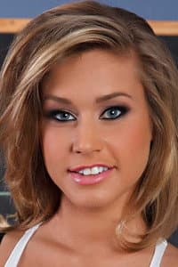 Kennedy Leigh in Erotic Massage Stories 4