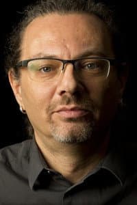 Dario Azzellini in Corpo Fechado