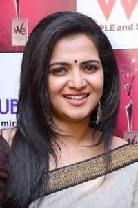 Dhivyadharshini in Joshua இமை போல் காக்க