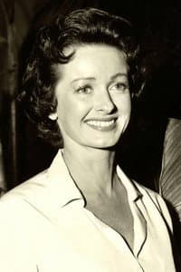 Noel Neill in Here Come the Waves