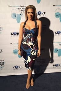 Amber Higgins in Do Not Disturb!