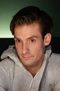 Dennis Herrmann in Freche Mädchen 2