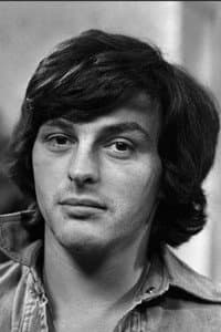 Robin Stewart in The Legend of the 7 Golden Vampires