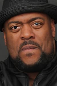 John P. Kee in The New Life Community Choir Featuring John P. Kee: Strength