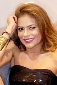 Adriana Ricardo in El paseo 5