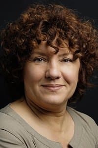 Ayşenil Şamlıoğlu in Niyazi Gül Dörtnala