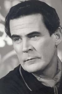 Mauno Kuusisto in Kun tuomi kukkii