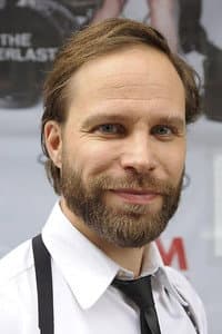 Juho Milonoff in Rakastin epätoivoista naista