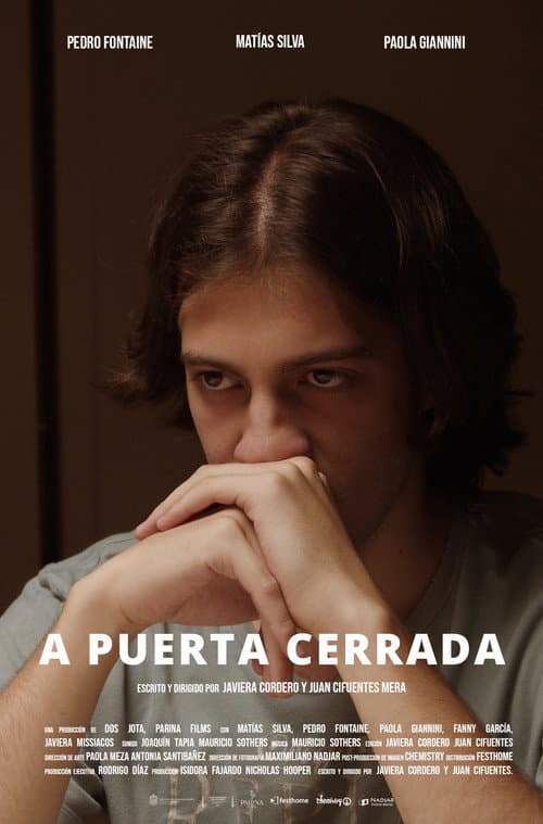 A puerta cerrada (2022) poster