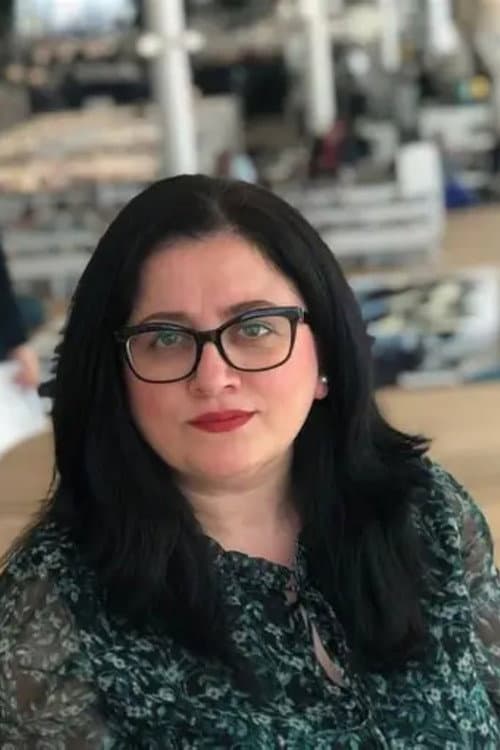 Shakiba Adill foto
