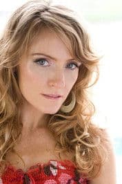 Helene Joy foto