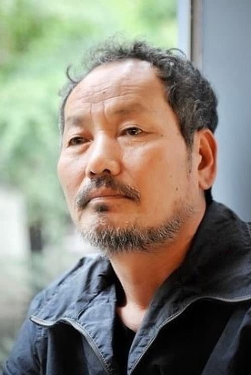 최위안 foto