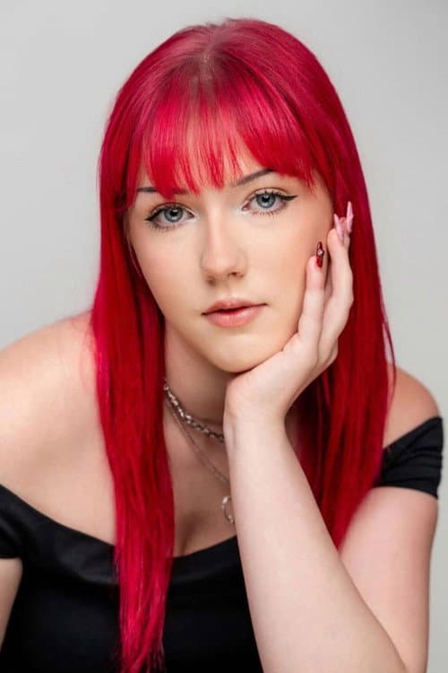 Lily Atkinson foto