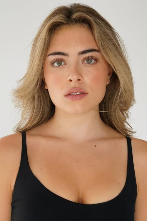 Bella Mraz foto