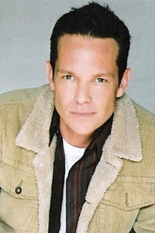 Josh Holland foto