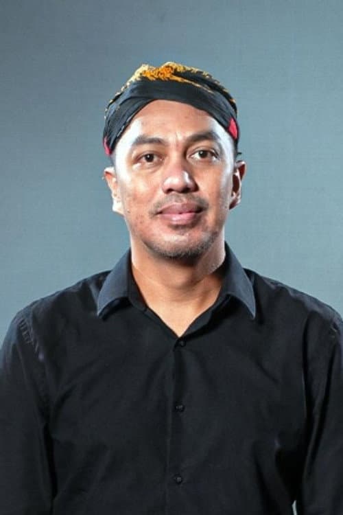 Indra Pacique foto