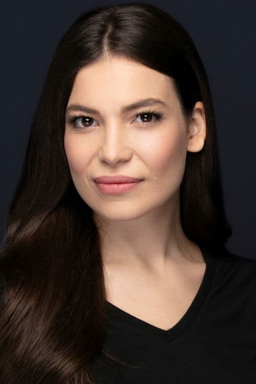 Hazal Erişkin foto