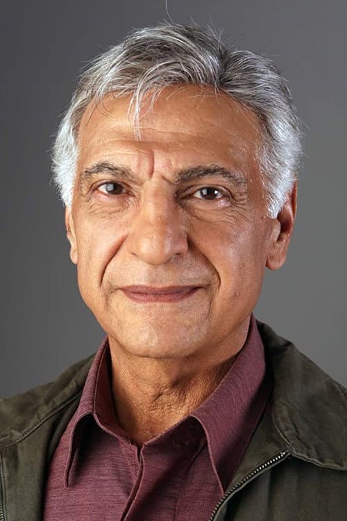 Elias Zarou foto