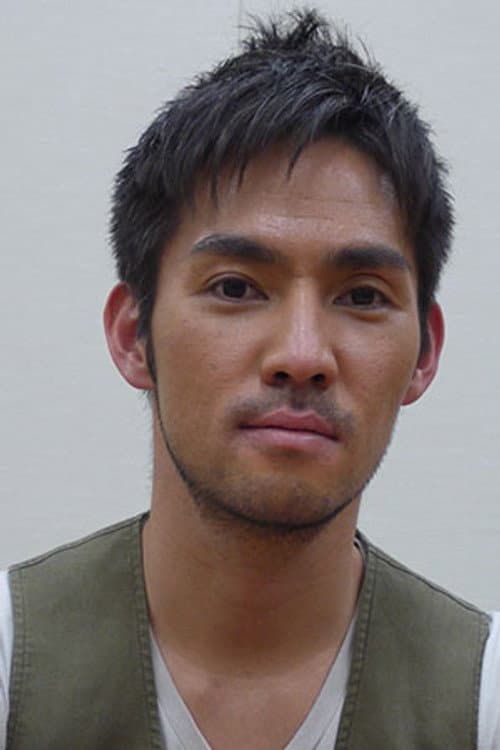 Atari Kousuke foto