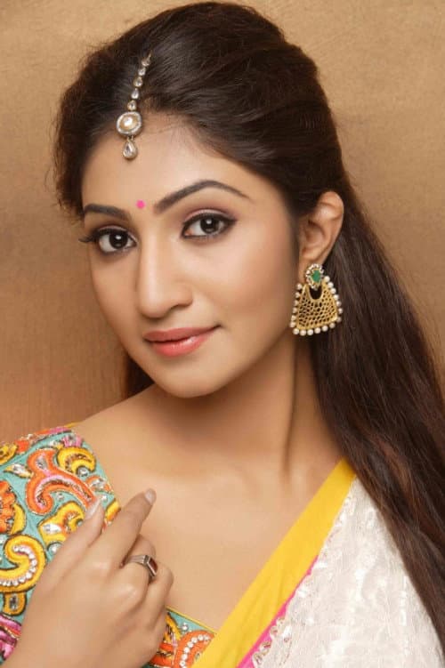 Bommu Lakshmi foto
