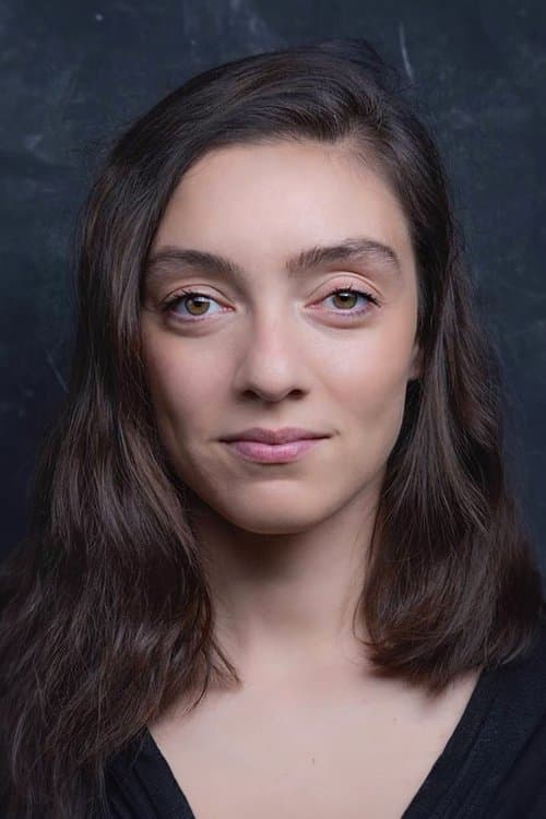 Merve Dizdar foto