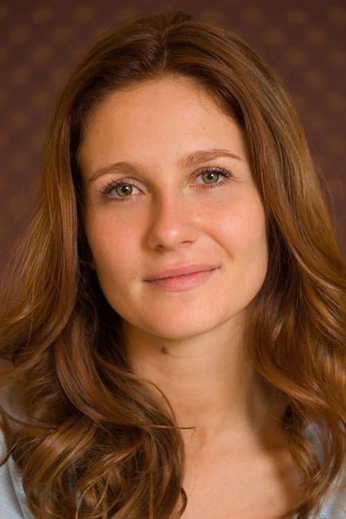 Aline Jones foto