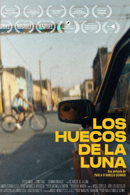 Los huecos de la luna (2022) poster