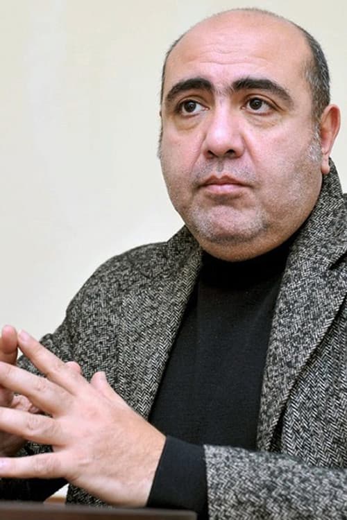 Oqtay Əliyev foto