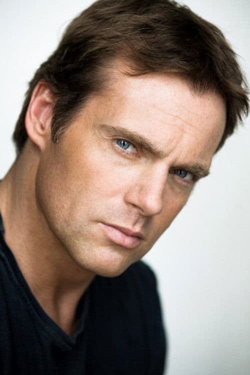 Michael Shanks foto