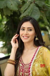 Aishwarya Raj Bhakuni foto
