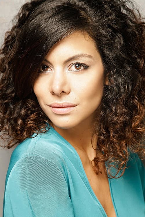 Alejandra Lara foto