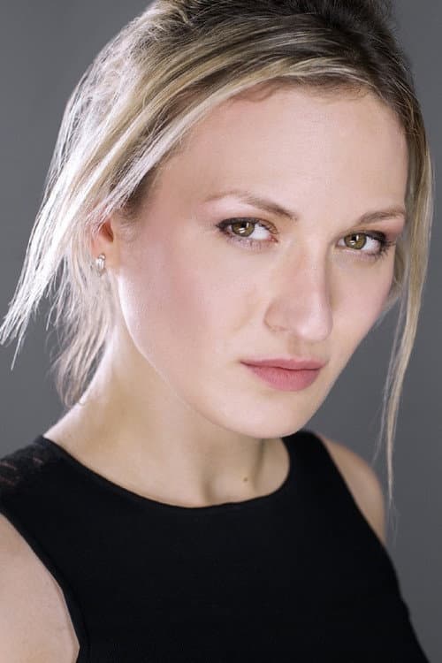 Nika Khitrova foto