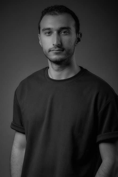 Güney Yurdakul foto