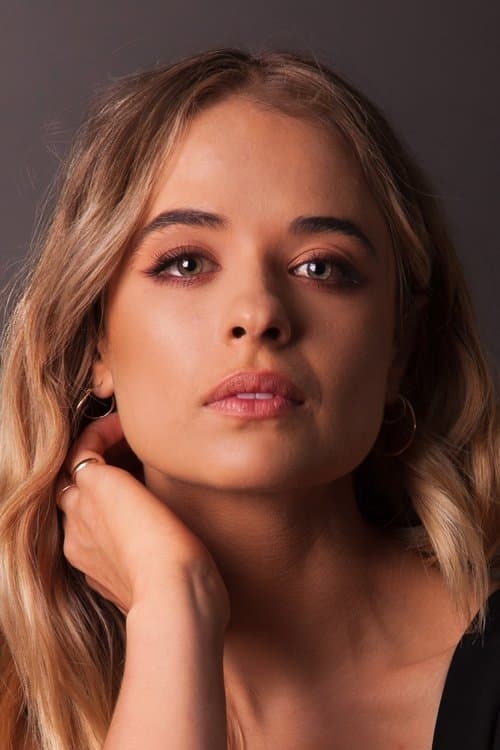 Raechelle Banno foto