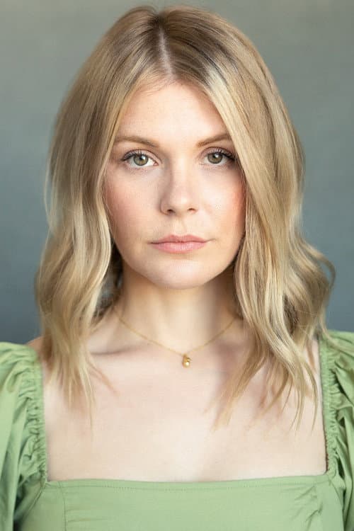 Hannah Arterton foto
