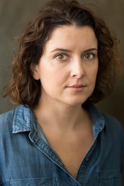 Ashley Lenz foto