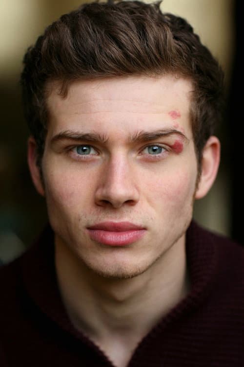 Oliver Stark foto