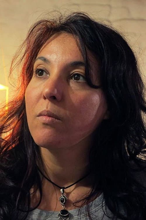 Yasmine Kassari foto