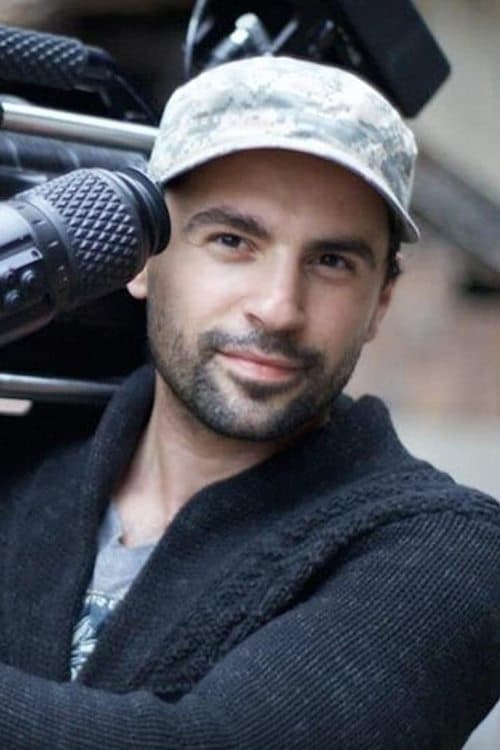 Sam Logan Khaleghi foto