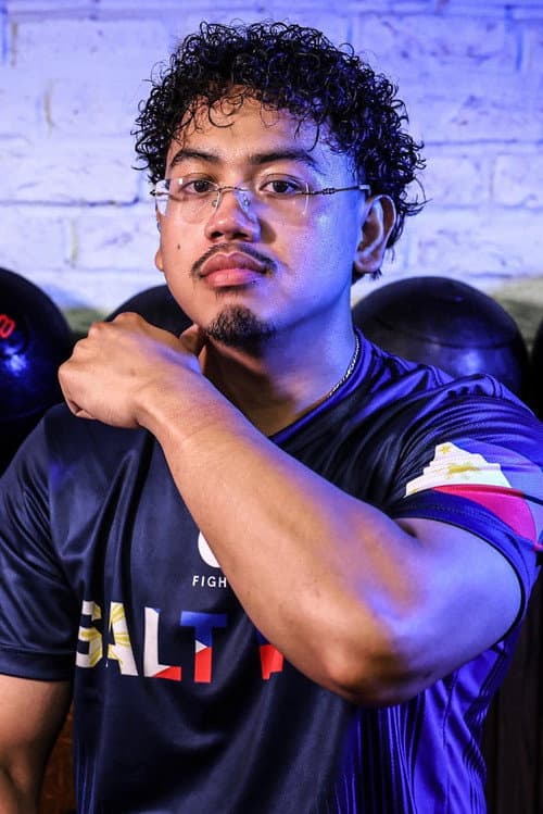 Nathaniel Bustamante foto