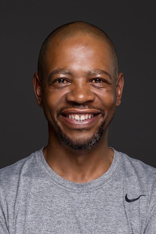 Fezile Mpela foto