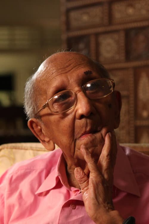 Lester James Peries foto