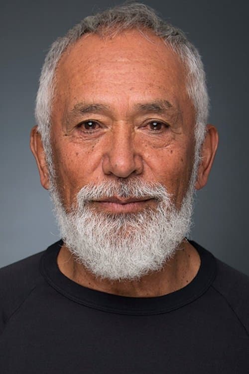 George Henare foto